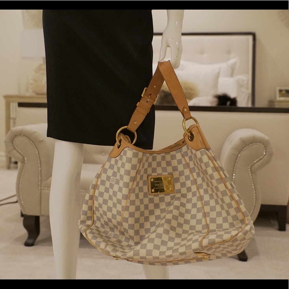 Louis Vuitton Hand Bag